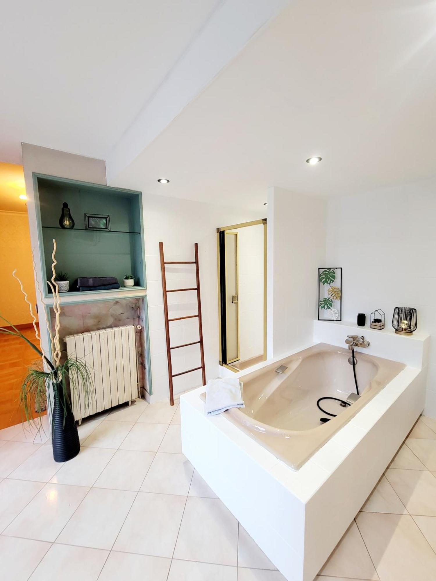 Superbe Appartement Calme Et Spacieux Graulhet Esterno foto