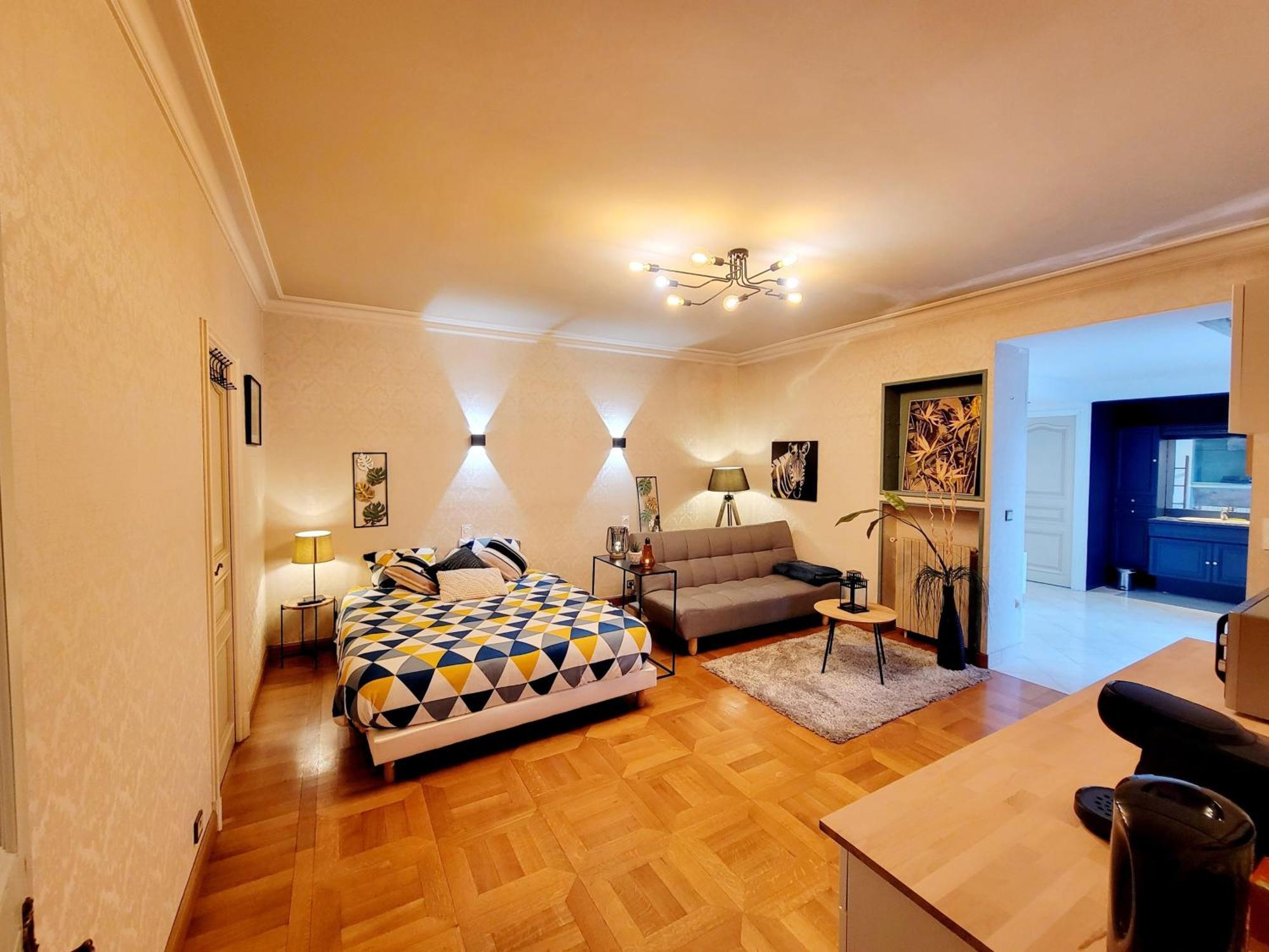 Superbe Appartement Calme Et Spacieux Graulhet Esterno foto